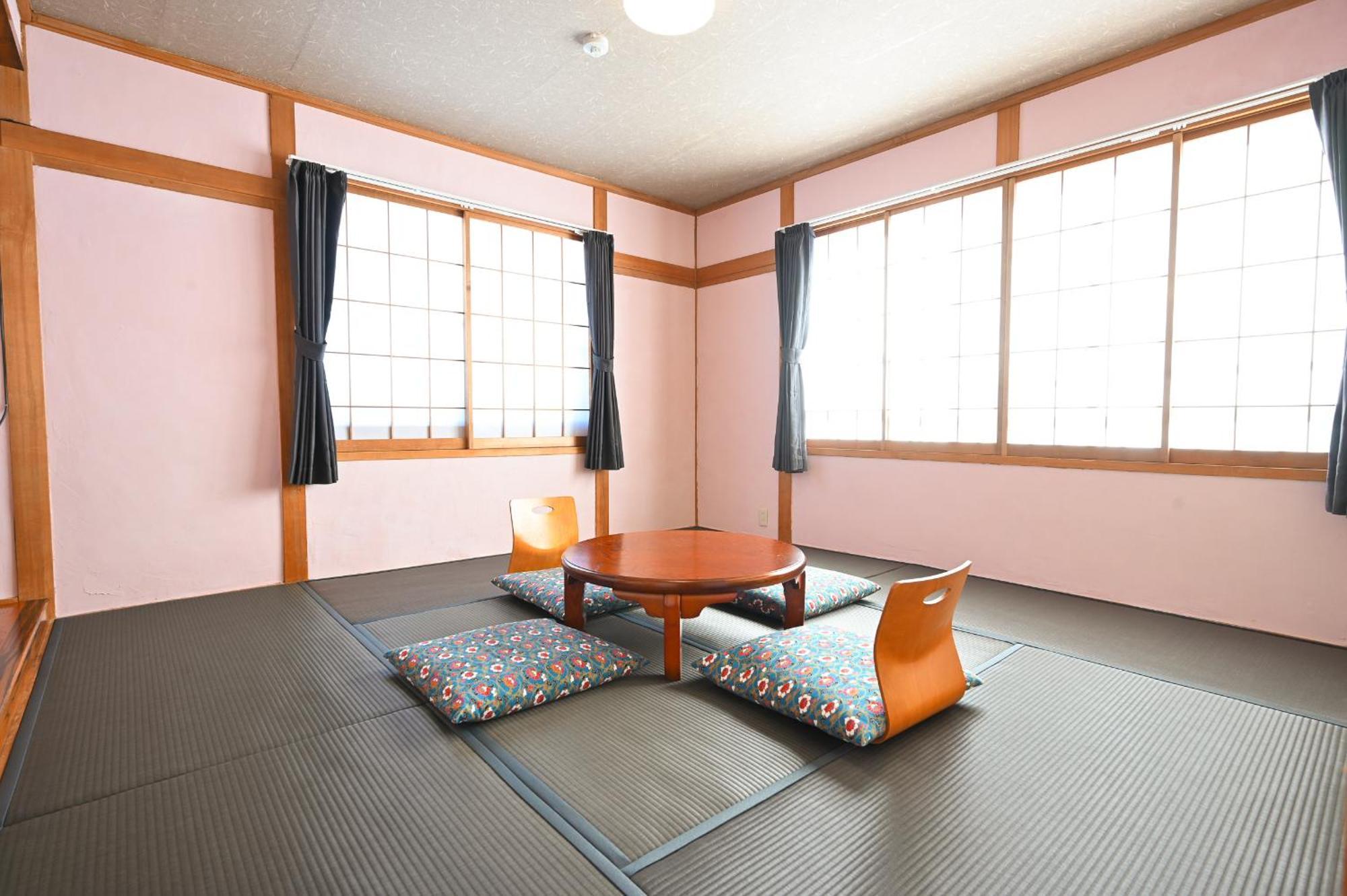 Huette Jil Shirakabako Hostel Chino Bagian luar foto